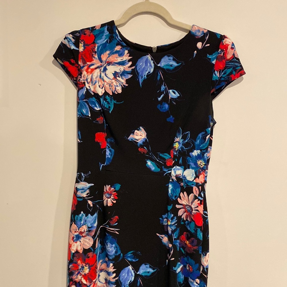 Short Sleeve Black Floral Women’s Midi Dress